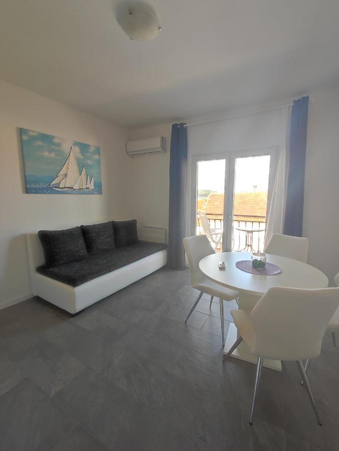 Apartman Providenca - Trogir - Close To Beach 외부 사진